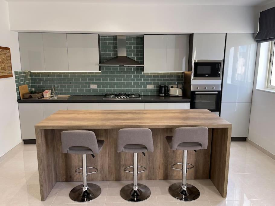 Sunset Apt Modern 1 Bedroom Apt Near The Beach Birżebbuġa エクステリア 写真
