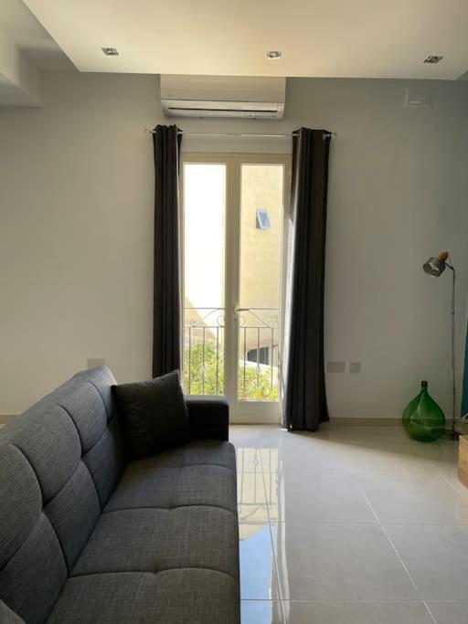 Sunset Apt Modern 1 Bedroom Apt Near The Beach Birżebbuġa エクステリア 写真